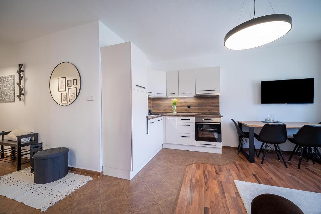 Apartmán U řeky room 3